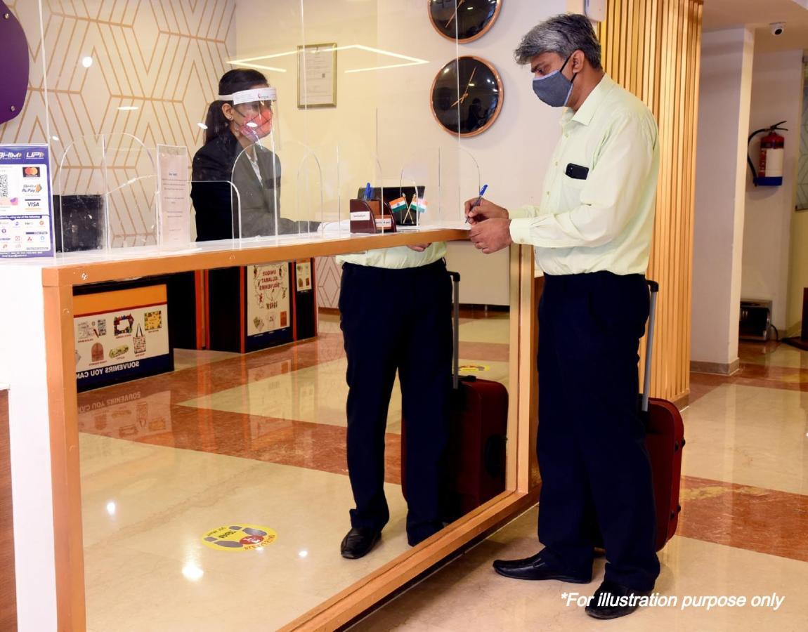 Oyo 11752 Hotel Sun Palace Residency Indirapuram Εξωτερικό φωτογραφία